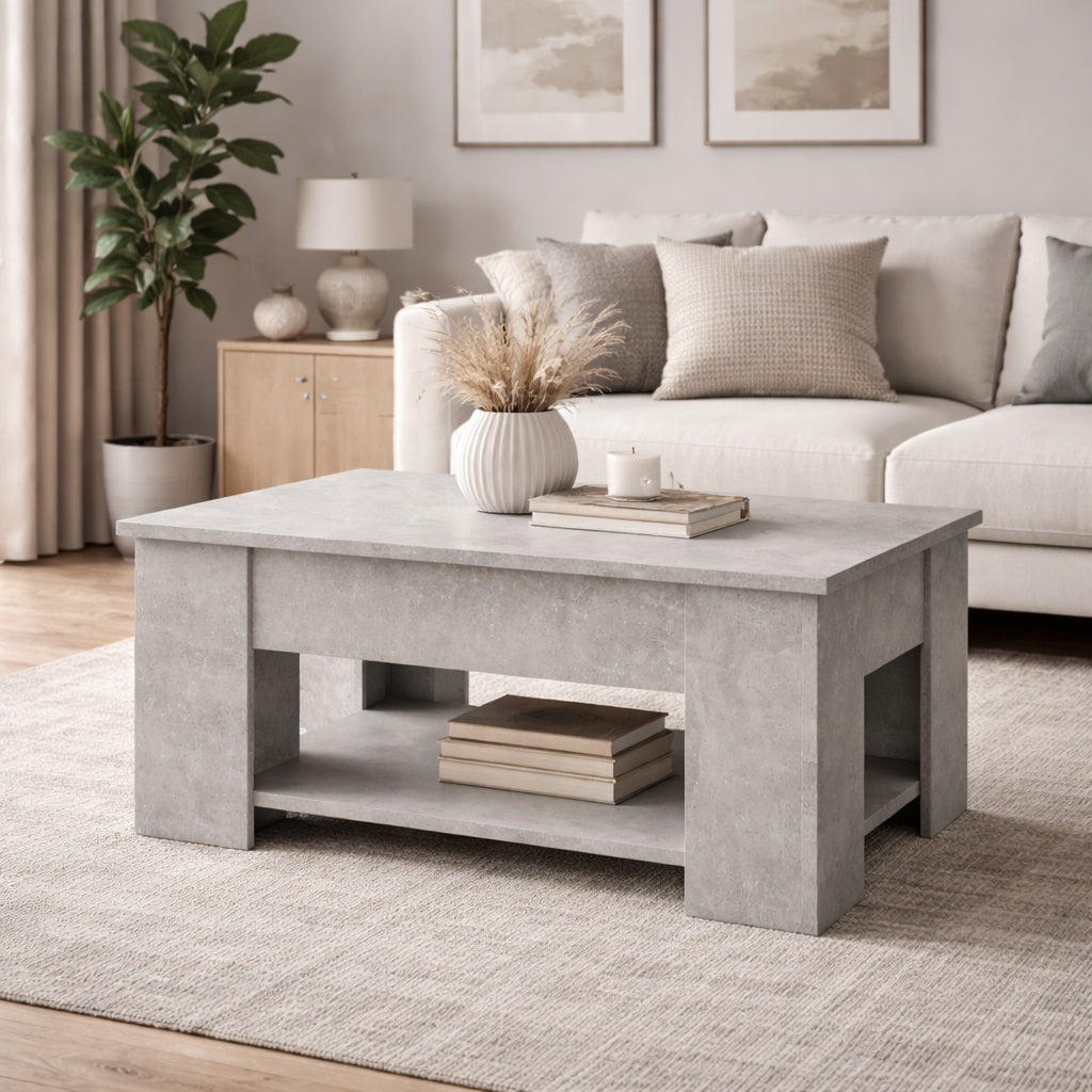 Table basse de salon relevable effet béton dans un intérieur moderne, meuble design avec plateau fonctionnel et étagère basse