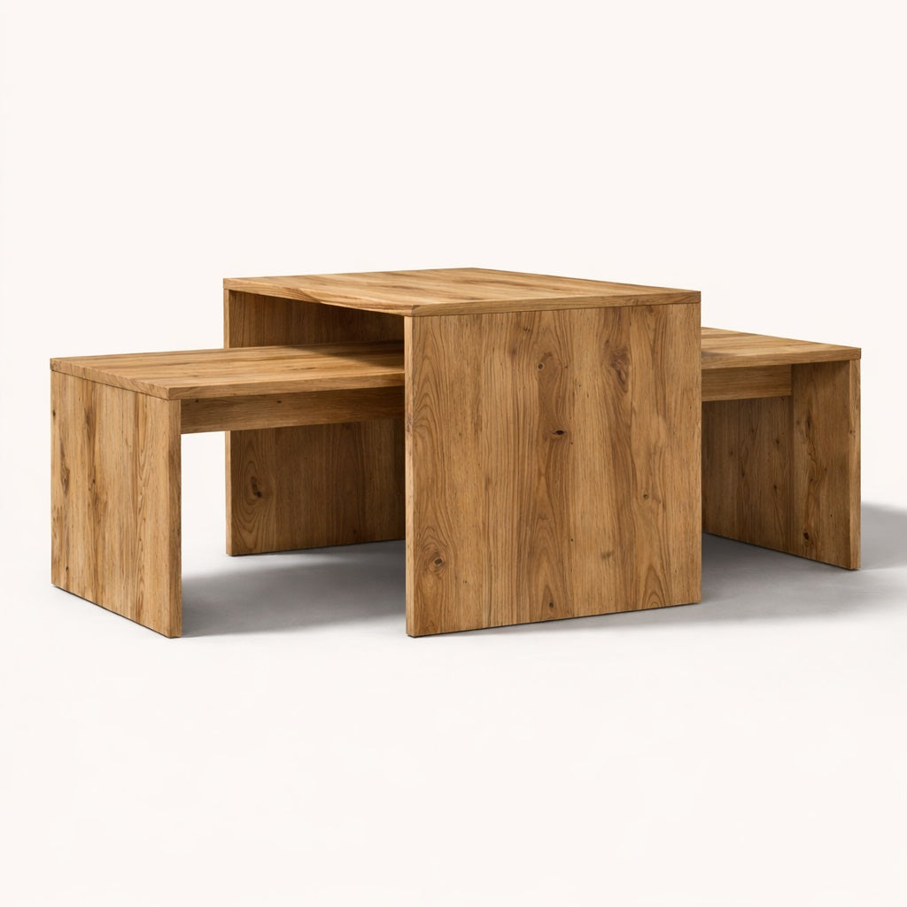 Table basse gigognes en bois au design moderne, structure emboîtée et finition chêne naturel