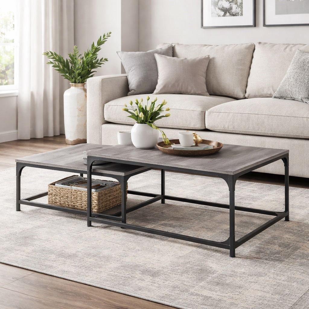 Table basse gigogne STRATA gris en situation, style contemporain dans un salon lumineux, lignes épurées.
