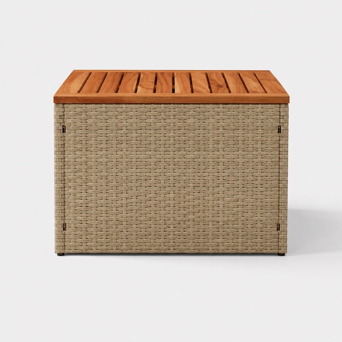 Table basse de jardin rectangulaire beige avec plateau en bois, parfaite pour un espace d’extérieure raffiné.