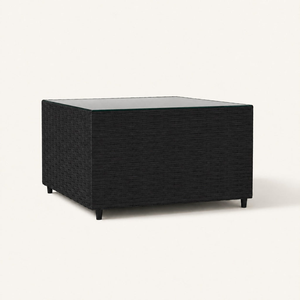 Table basse de jardin Vantara noire en résine tressée, table basse d'extérieur moderne avec verre